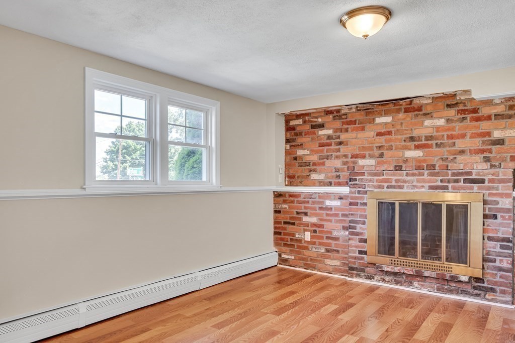 85 Upton Road Waltham, MA 02452 - Photo 14 of 36 Gallery Image 14