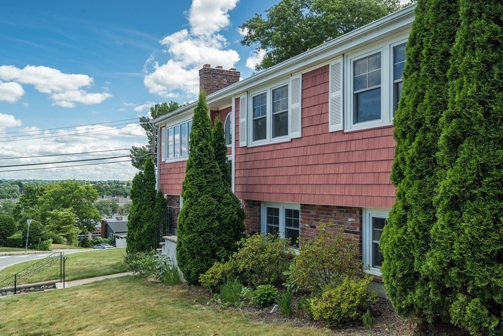 85 Upton Road Waltham, MA 02452 - Photo 24 of 36 Gallery Image 24