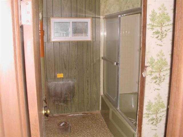 3923 12th Street Moline, IL 61265 - Photo 5 of 8 Gallery Image 5