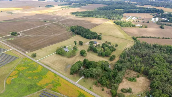 $874,900 | 176 Terry Dunavan Road, Elora, TN 37328