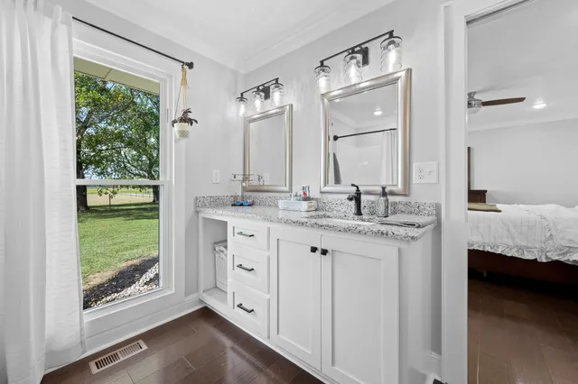 $900,000 | 176 Terry Dunavan Road, Elora, TN 37328