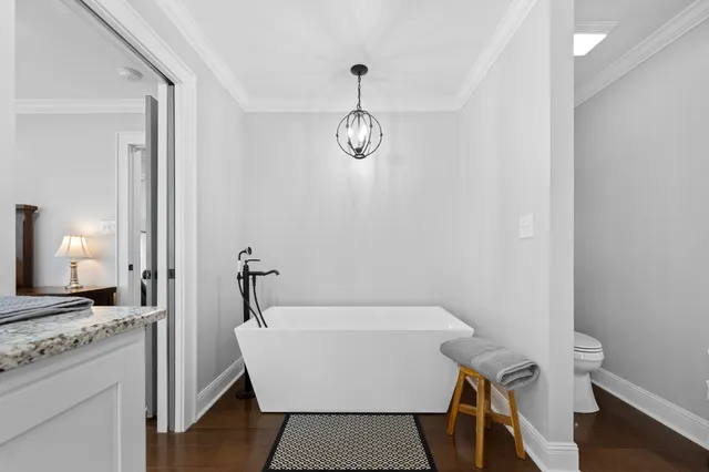 $900,000 | 176 Terry Dunavan Road, Elora, TN 37328