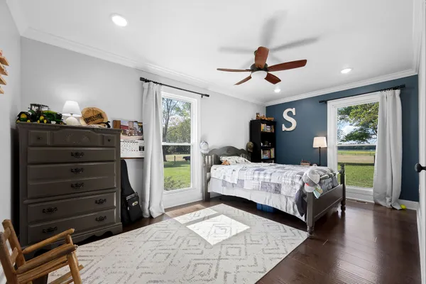 $874,900 | 176 Terry Dunavan Road, Elora, TN 37328