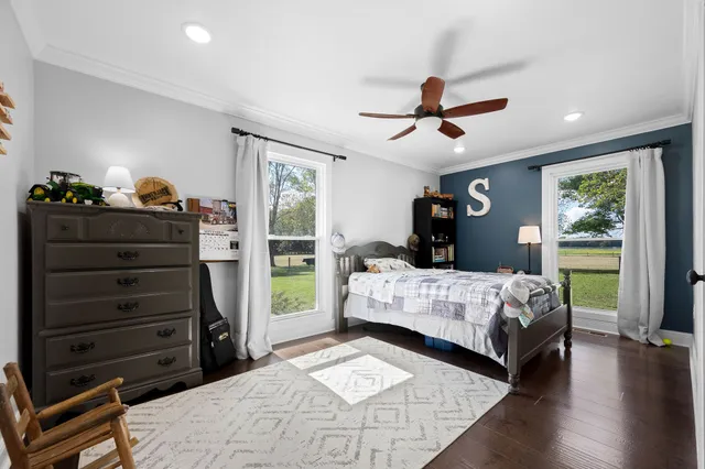 $900,000 | 176 Terry Dunavan Road, Elora, TN 37328