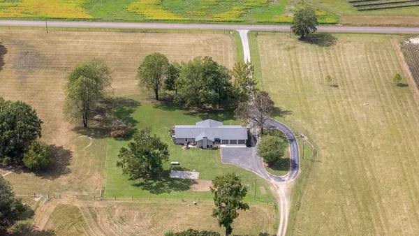 $874,900 | 176 Terry Dunavan Road, Elora, TN 37328