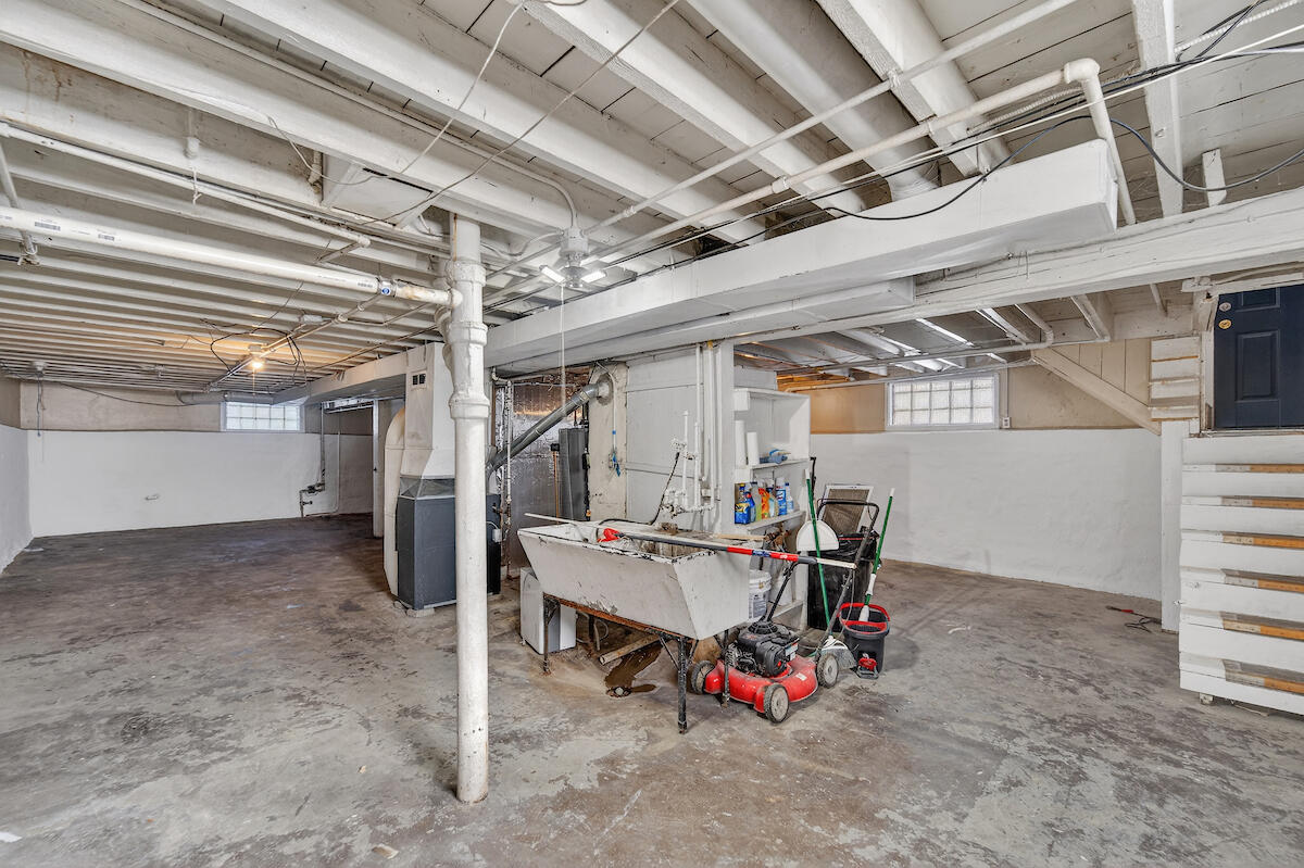 1505 69th Street Kenosha, WI 53143 - Photo 17 of 24 Basement