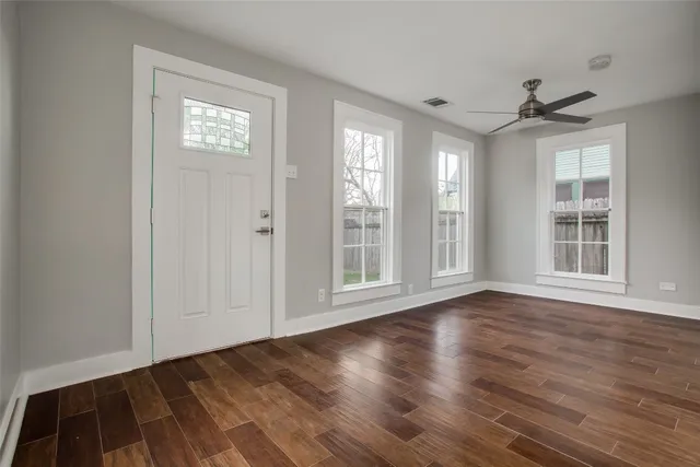 $1,650 | 4500 Avenue H, Unit B, Austin, TX 78751