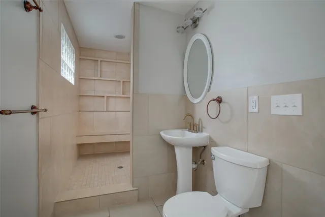 $1,650 | 4500 Avenue H, Unit B, Austin, TX 78751