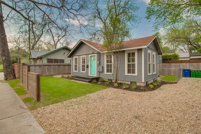 $1,650 | 4500 Avenue H, Unit B, Austin, TX 78751