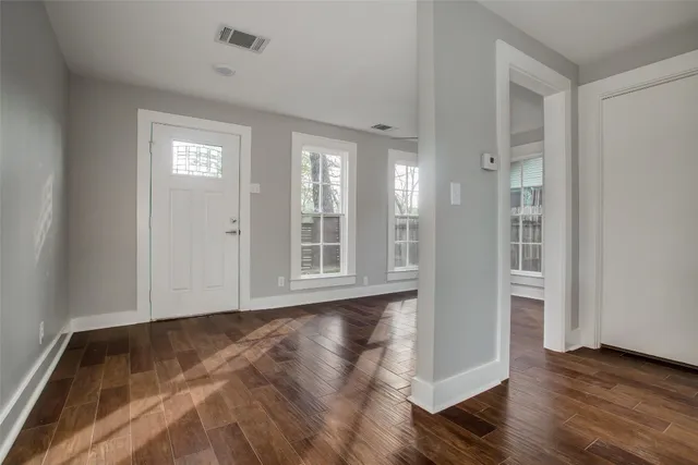 $1,650 | 4500 Avenue H, Unit B, Austin, TX 78751