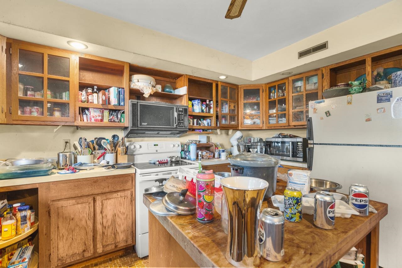 9455 North Meridian Road Rockton, IL 61072 - Photo 11 of 34 Gallery Image 11