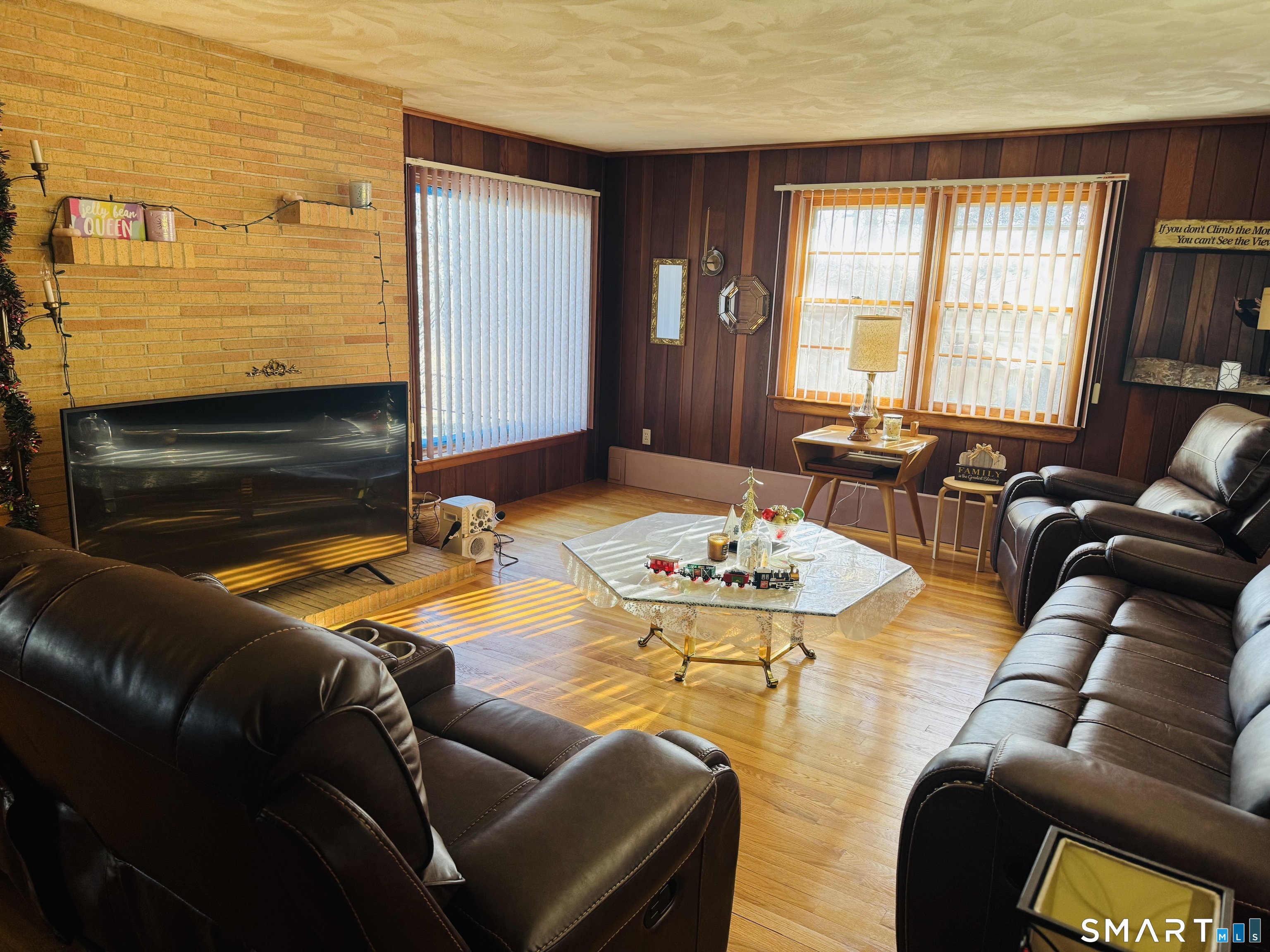 169 Moosup Pond Road Plainfield, CT 06239 - Photo 3 of 26