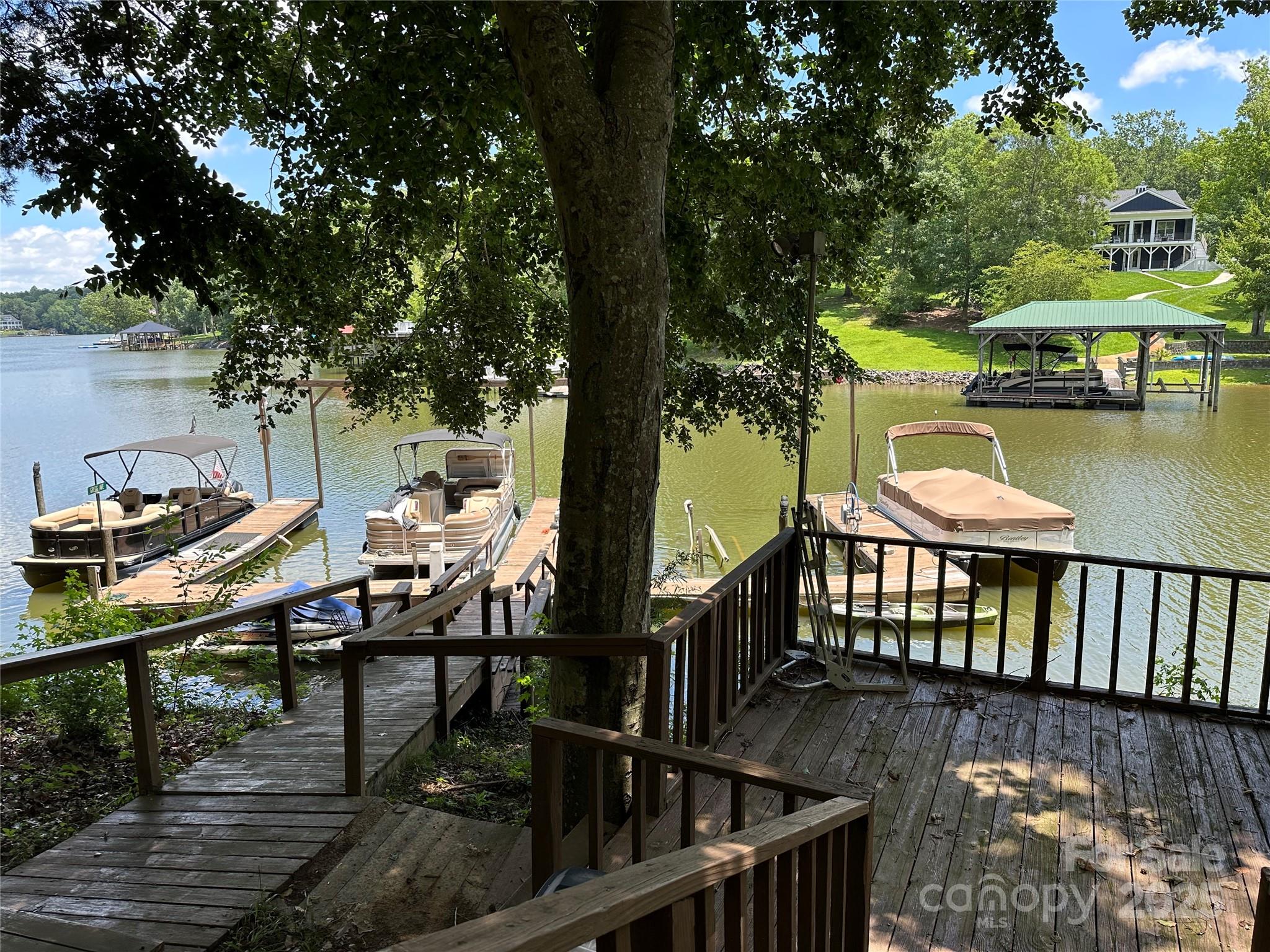 1590 Springpoint Road, Unit B Rock Hill, SC 29732 - Photo 37 of 39 a balcony with table and chairs
