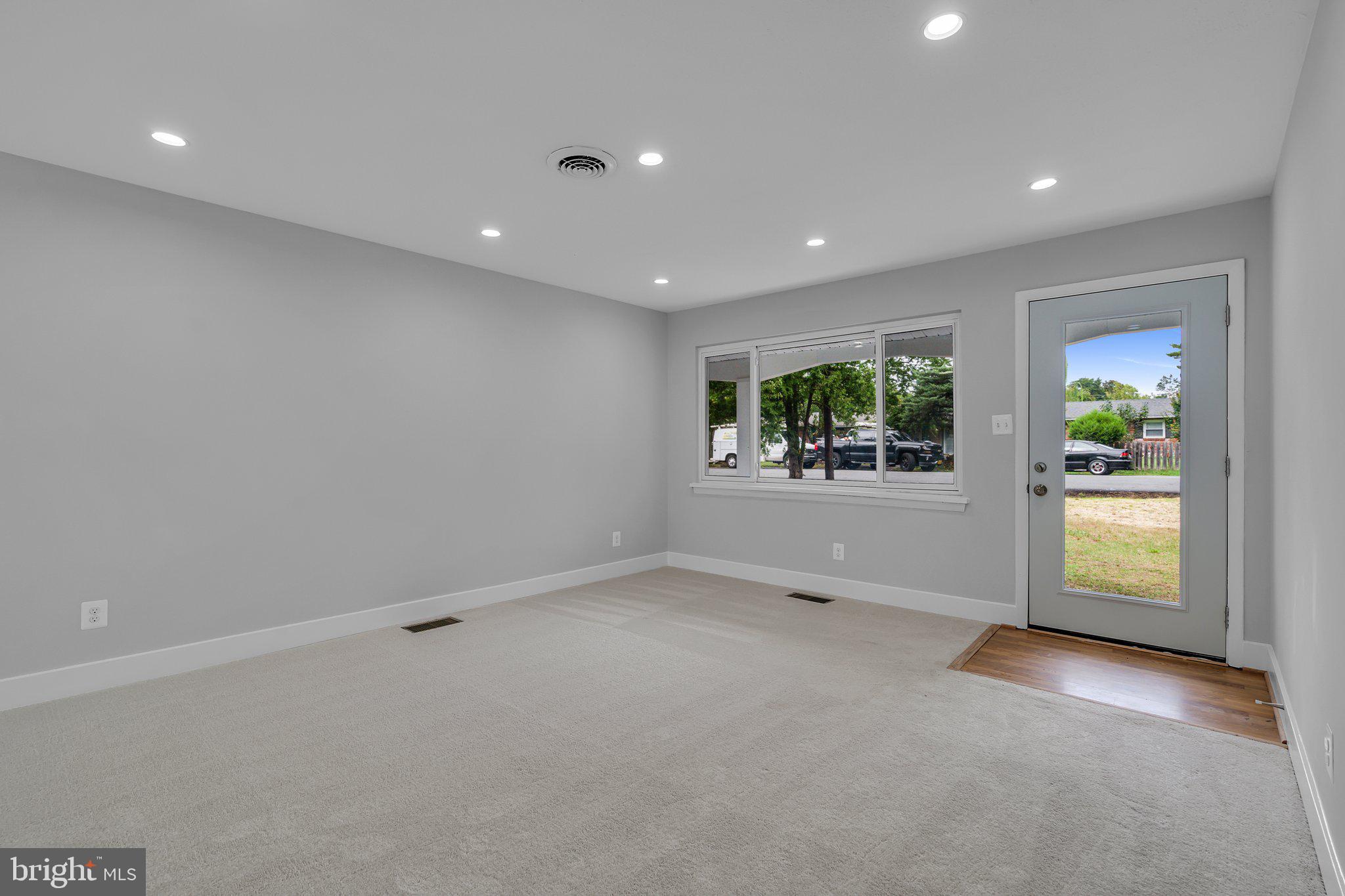 1301 E Street Woodbridge, VA 22191 - Photo 5 of 31