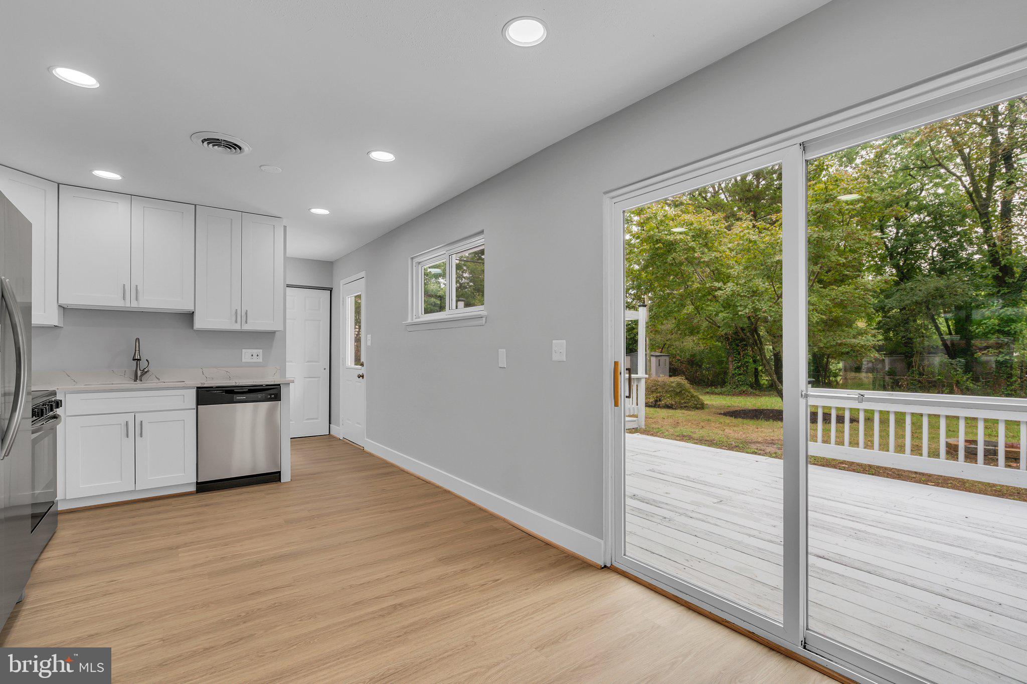 1301 E Street Woodbridge, VA 22191 - Photo 8 of 31