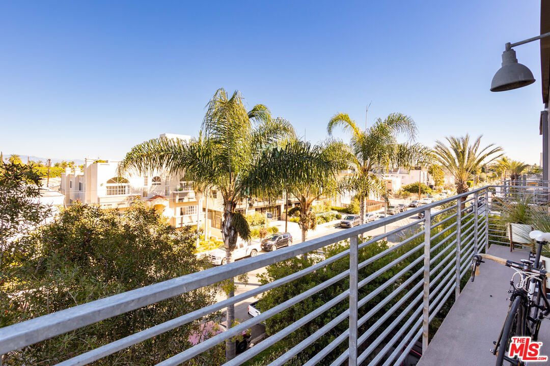 13320 Beach Avenue, Unit 304 Marina del Rey, CA 90292 - Photo 18 of 23