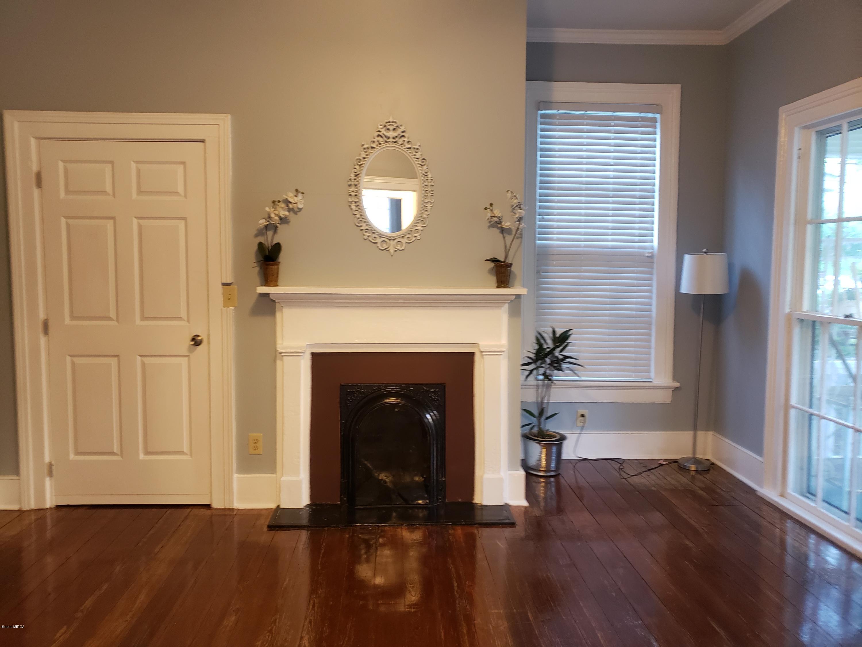 980 Maple Street Macon, GA 31201 - Photo 9 of 30 master bedroom 1