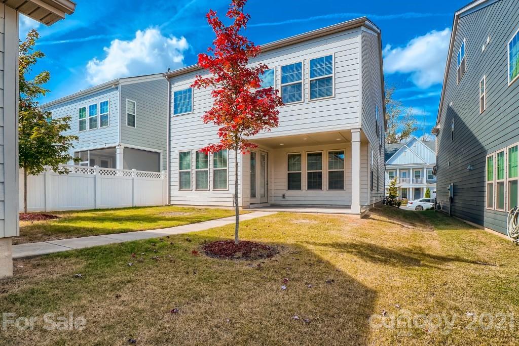 942 Emory Lane Fort Mill, SC 29708 - Photo 32 of 33 a view of a house with a patio