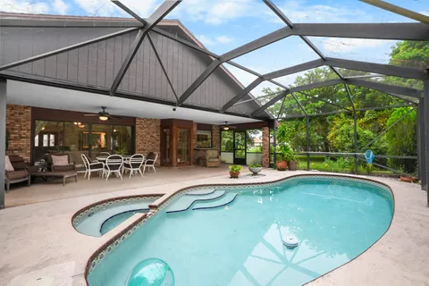 $465,000 | 472 Southeast Majestic Terrace, Port St. Lucie, FL 34983