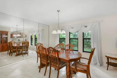 $465,000 | 472 Southeast Majestic Terrace, Port St. Lucie, FL 34983