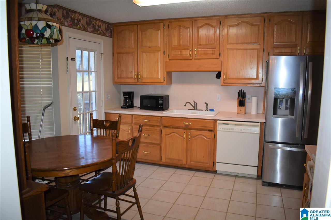 5500 Katrix Lane Pinson, AL 35126 - Photo 6 of 24