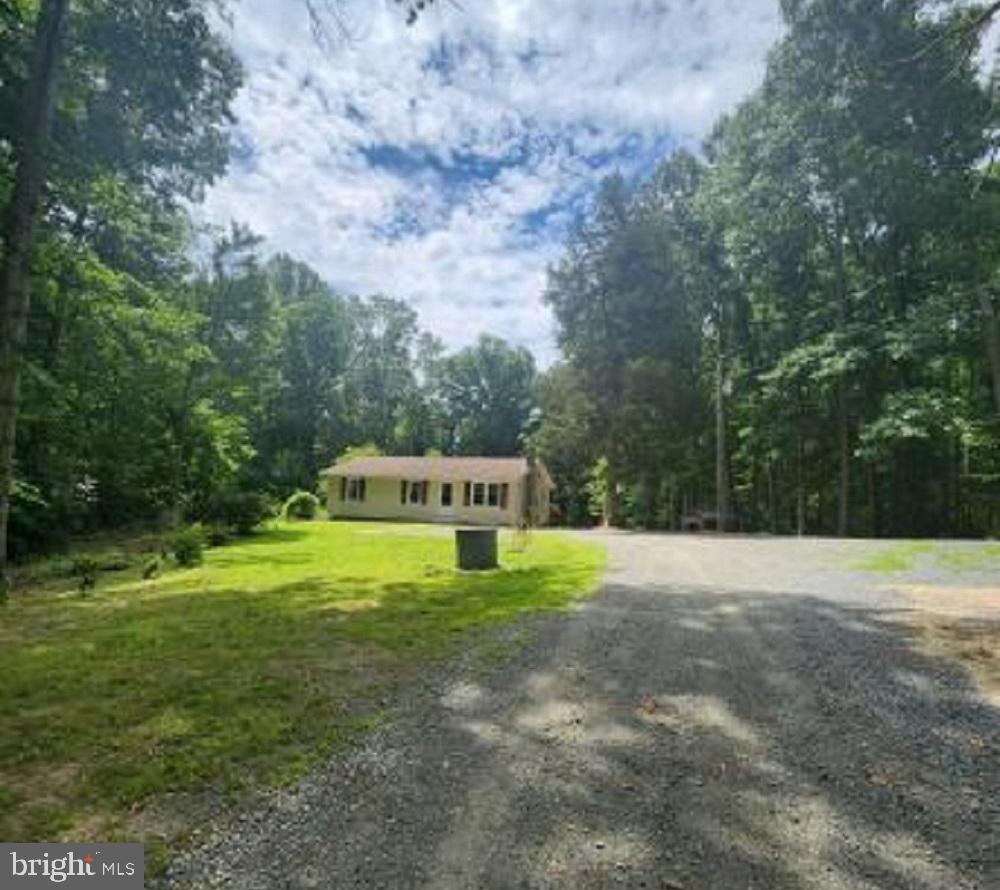 2070 Vawter Corner Road, Louisa, VA 23093 Compass