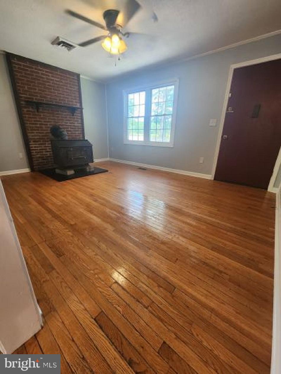 2070 Vawter Corner Road Louisa, VA 23093 - Photo 5 of 19 Gallery Image 5