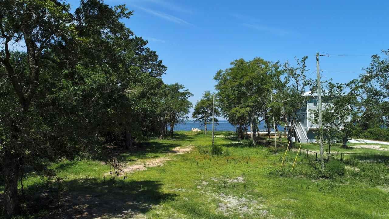 5487 Porpoise Road Milton, FL 32583 - Photo 14 of 25 Gallery Image 14