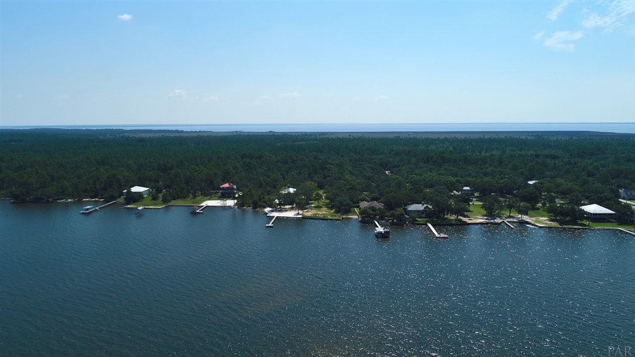 5487 Porpoise Road Milton, FL 32583 - Photo 4 of 25 Gallery Image 4