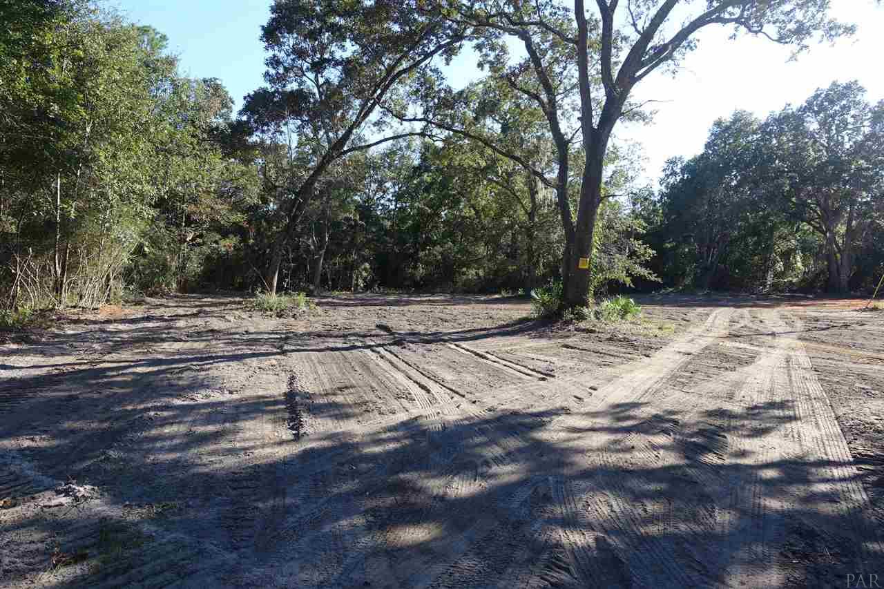5487 Porpoise Road Milton, FL 32583 - Photo 9 of 25 Gallery Image 9