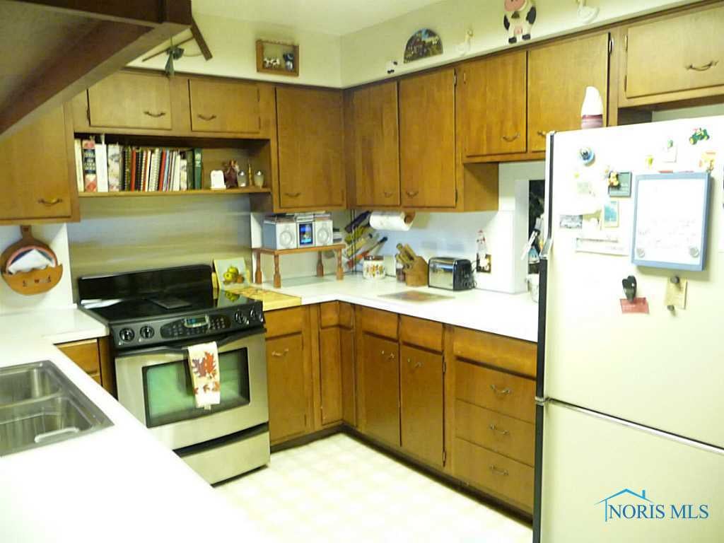 5447 Swan Road Pemberville, OH 43450 - Photo 7 of 20 Gallery Image 7