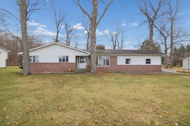 $195,000 | 1172 Rustic Hills Drive, Union City, MI 49094