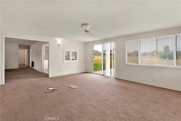 $319,000 | 18190 Hiawatha Road, Apple Valley, CA 92307