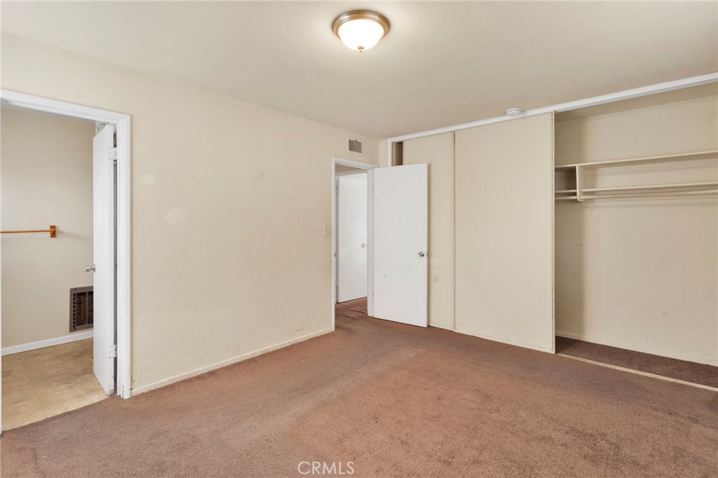 18190 Hiawatha Road Apple Valley, CA 92307 - Photo 28 of 44