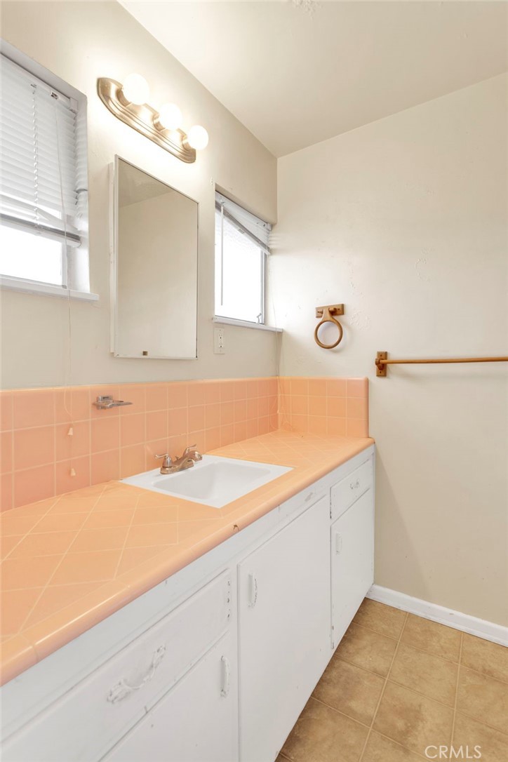 18190 Hiawatha Road Apple Valley, CA 92307 - Photo 30 of 44