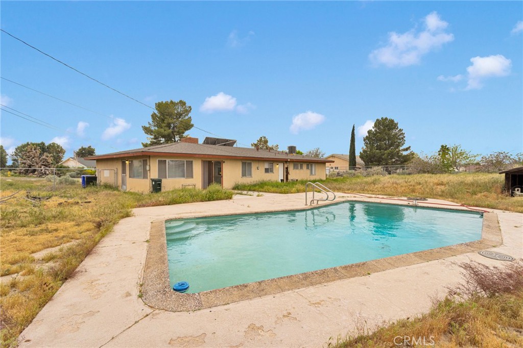 18190 Hiawatha Road Apple Valley, CA 92307 - Photo 34 of 44