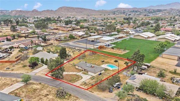 $319,000 | 18190 Hiawatha Road, Apple Valley, CA 92307