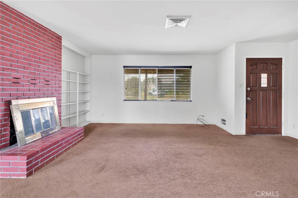 18190 Hiawatha Road Apple Valley, CA 92307 - Photo 9 of 44