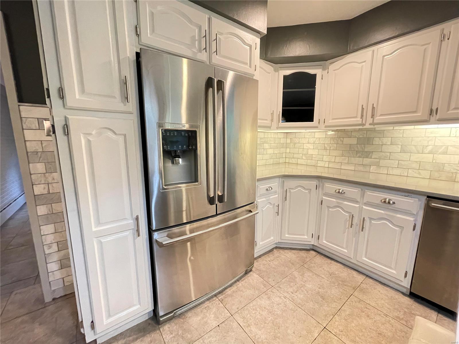 21 Robin Hill Lane Belleville, IL 62221 - Photo 13 of 42