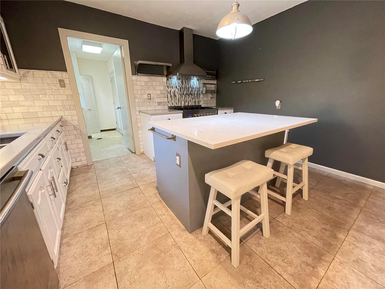 21 Robin Hill Lane Belleville, IL 62221 - Photo 14 of 42