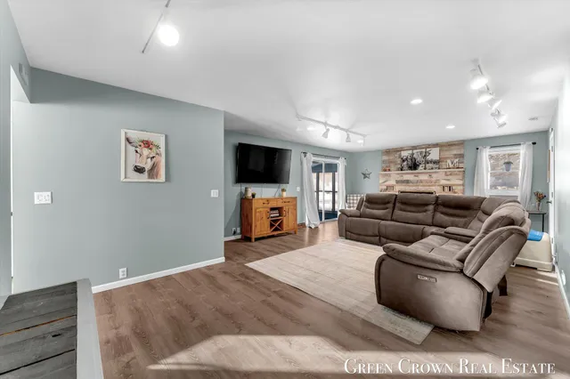 $375,000 | 12449 Catalpa Avenue, Grant, MI 49327