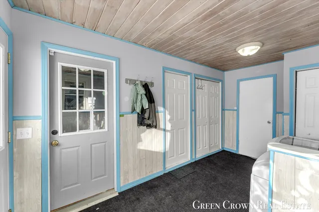 $375,000 | 12449 Catalpa Avenue, Grant, MI 49327