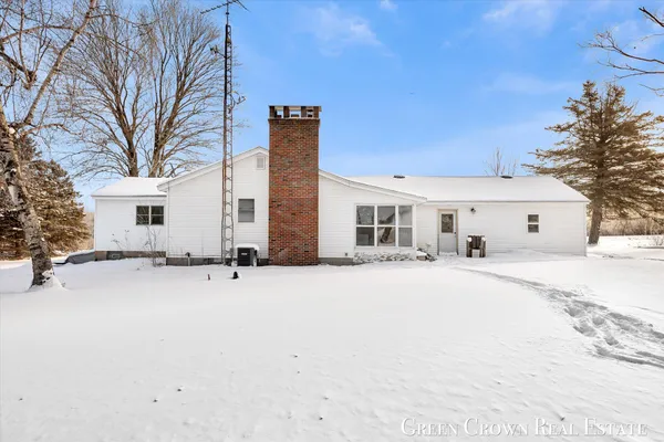 $365,000 | 12449 Catalpa Avenue, Grant, MI 49327