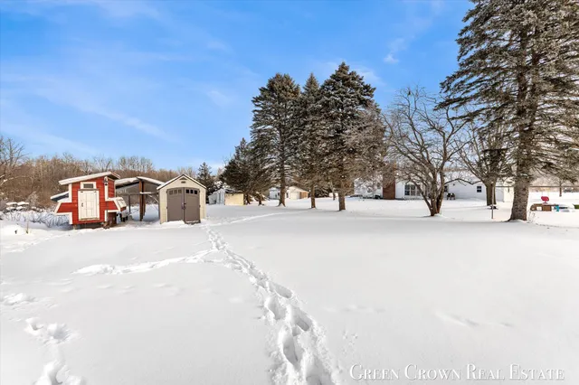 $375,000 | 12449 Catalpa Avenue, Grant, MI 49327