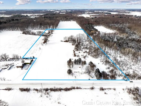 $365,000 | 12449 Catalpa Avenue, Grant, MI 49327
