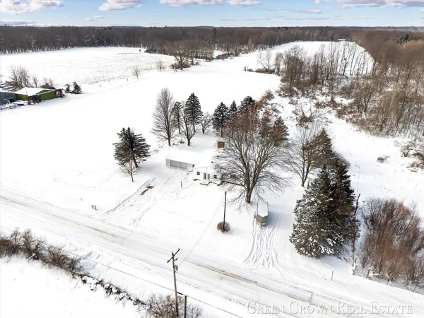 $365,000 | 12449 Catalpa Avenue, Grant, MI 49327