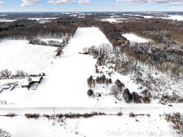 $365,000 | 12449 Catalpa Avenue, Grant, MI 49327