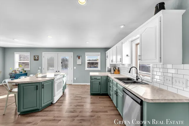 $375,000 | 12449 Catalpa Avenue, Grant, MI 49327