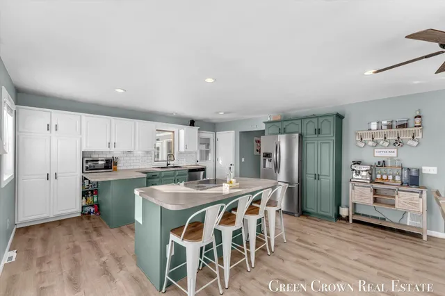 $375,000 | 12449 Catalpa Avenue, Grant, MI 49327