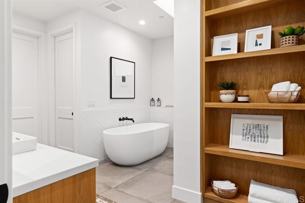 121 Avenida Esperanza Encinitas, CA 92024 - Photo 17 of 25